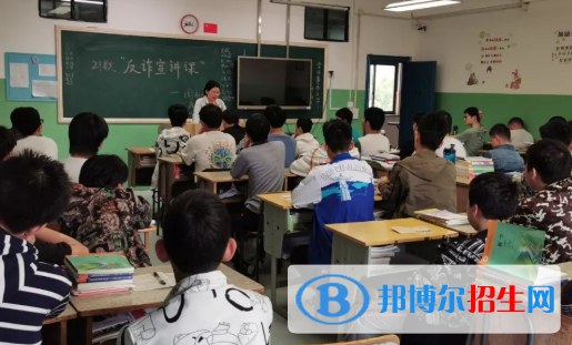 浙江2023年初中生能读中专吗