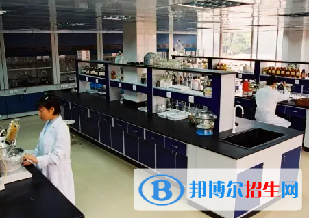 大学地球化学专业可以从事哪些工作？