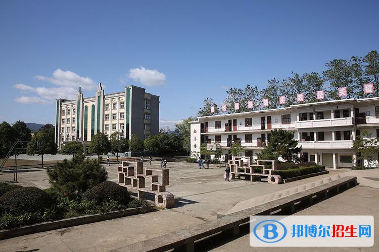 山东2023年初中毕业考什么中专学校