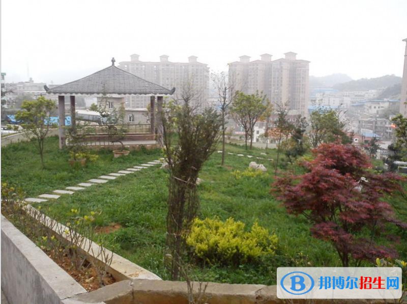 贵州2023年男生上什么铁路学校好
