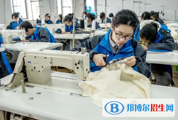 杭州2023年中专学校上几年