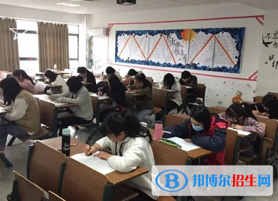 杭州2023年没有毕业证可以上中专学校吗