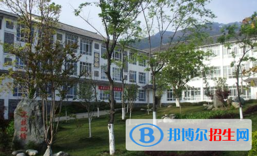 大理护理职业学院是大专还是中专(大理护理职业学院)