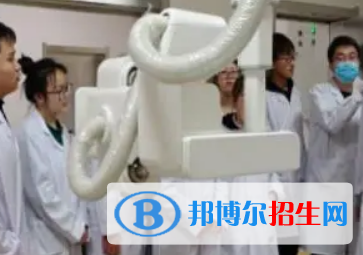 河南2023年卫校什么专业适合男生