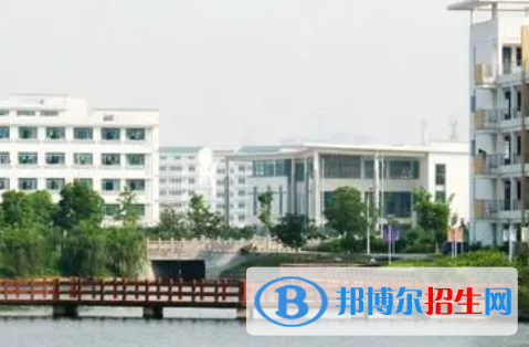 苏州卫生职业技术学院是大专还是中专（苏州卫生职业技术学院）