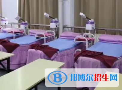 河南2023年男生读卫校学什么专业好