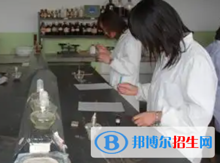 河南2023年卫校有哪些专业适合女生