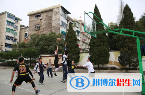 杭州2023年现在读中专学校什么专业好