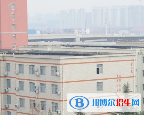 河南2023年女生上什么卫校好