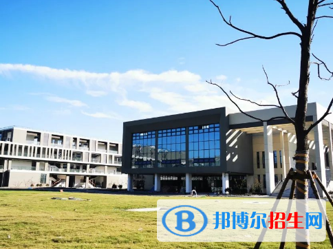 杭州2023年读中专学校一年要多少钱