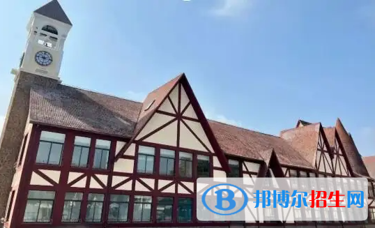 美国Lee Academy高级中学(上影校区)2023年学费标准