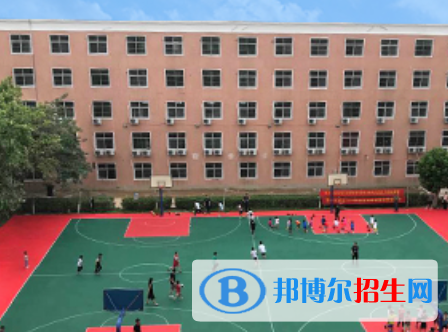 河南2023年女生初中毕业上卫校