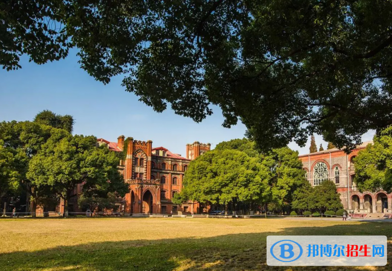 陕西2023年上中专学校要分数吗