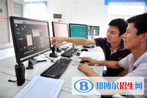 四川2023年上计算机学校学什么专业好