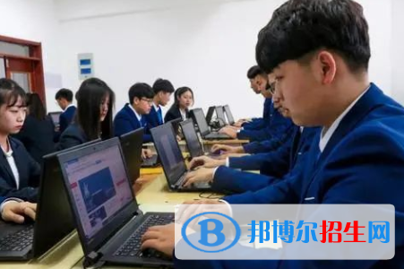 杭州2023年男生上什么中专学校比较好