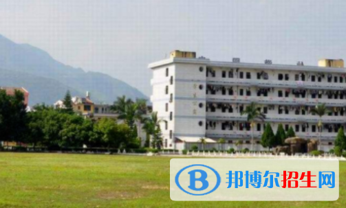 四川省旅游学校是大专还是中专(四川省旅游学校)