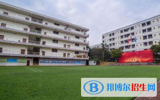 新都区中等卫生职业学校是大专还是中专(新都区中等卫生职业学校)