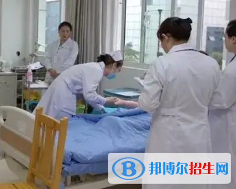 河南2023年卫校读几年