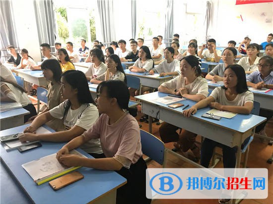 四川2023年上计算机学校选什么专业