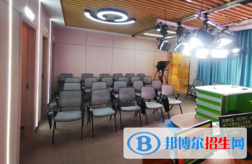 杭州2023年适合女生的中专学校