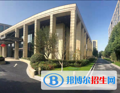 杭州2023年女生学什么中专学校好