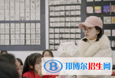 杭州2023年女生上中专学校学什么好