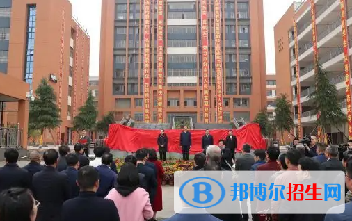 湖南2023年中专学校和中专有什么区别
