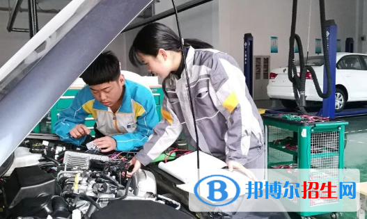 杭州2023年高中毕业读中专学校