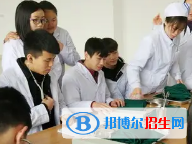 河南2023年读卫校能考大学吗