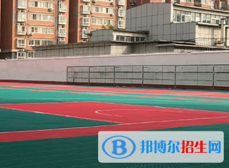 河南2023年读卫校多少钱