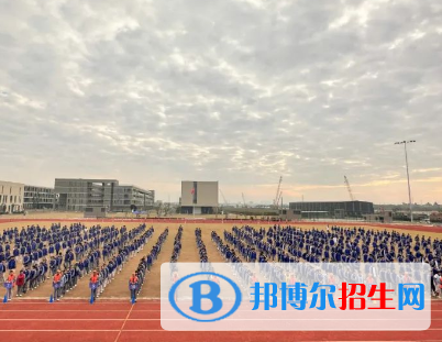 杭州2023年中专学校学费多少钱