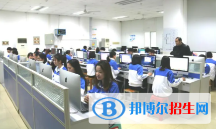 浙江2023年男生上中专学校学什么专业好
