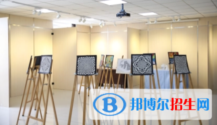 浙江2023年女生在中专学校学什么好