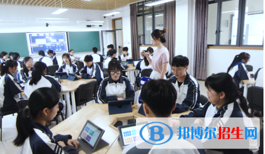 浙江2023年女生读什么中专学校好