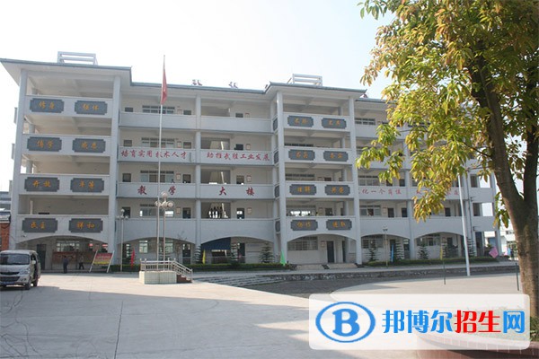 四川2023年哪里有中等计算机学校