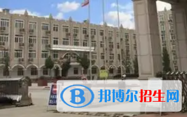 武汉铁路桥梁职业学院是大专还是中专（武汉铁路桥梁职业学院）