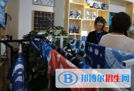 丝绸技术专业好吗?