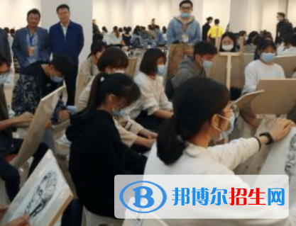 民族美术专业好吗?