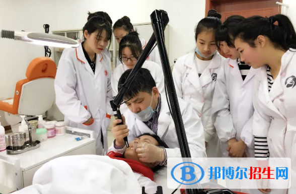 浙江2023年中专学校学费多少钱