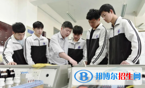 浙江2023年中专学校是大专吗