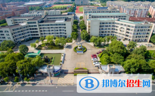浙江2023年中专学校生可以考大学吗