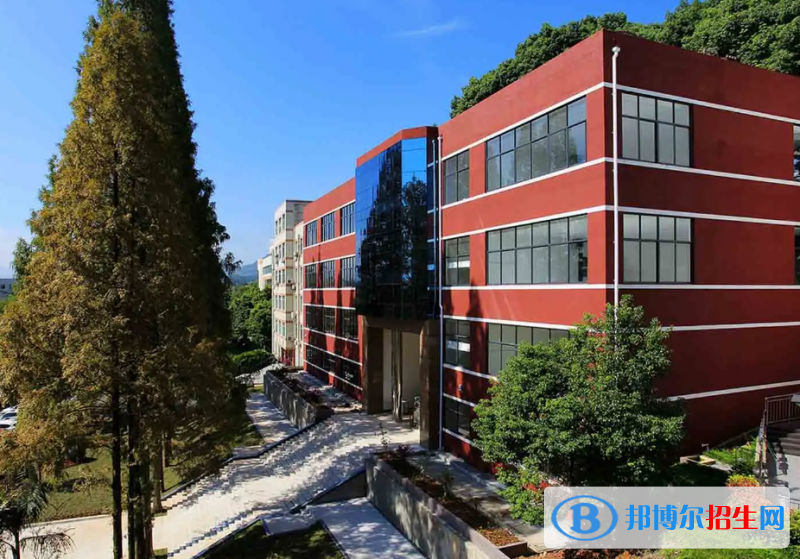 陕西2023年读中专学校需要什么证件