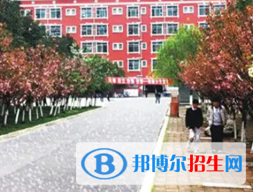 四川工业科技学校是大专还是中专（四川工业科技学校）