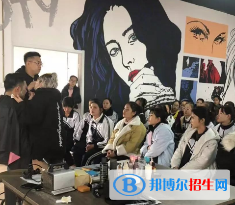 杭州2023年女孩子读中专学什么好