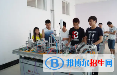 浙江2023年男孩子读中专学什么好