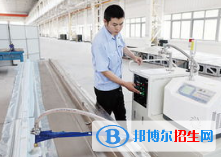 航空复合材料成型与加工技术专业好吗?