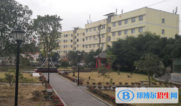 重庆2023年有哪些中专学校比较好就业
