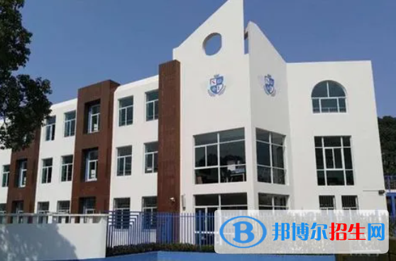 詹尼森公立高中(上海)中心2023年课程体系