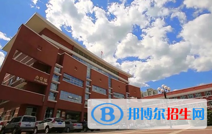 詹尼森公立高中(上海)中心怎么样