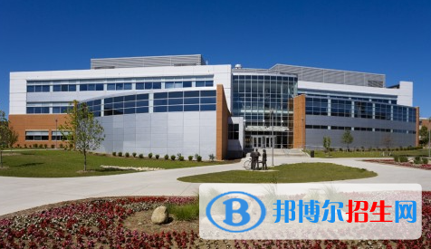美国西密歇根中学(上海校区)靠谱吗